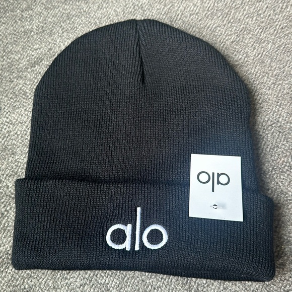 ALO Yoga Accessories - ALO Yoga Black Knit Beanie with White Logo